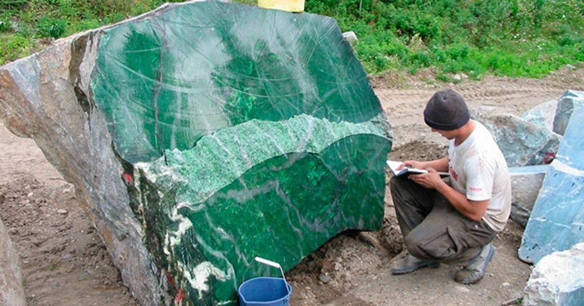 Read more about the article 15 unikalnych surowców, które mają szokująco wysokie ceny